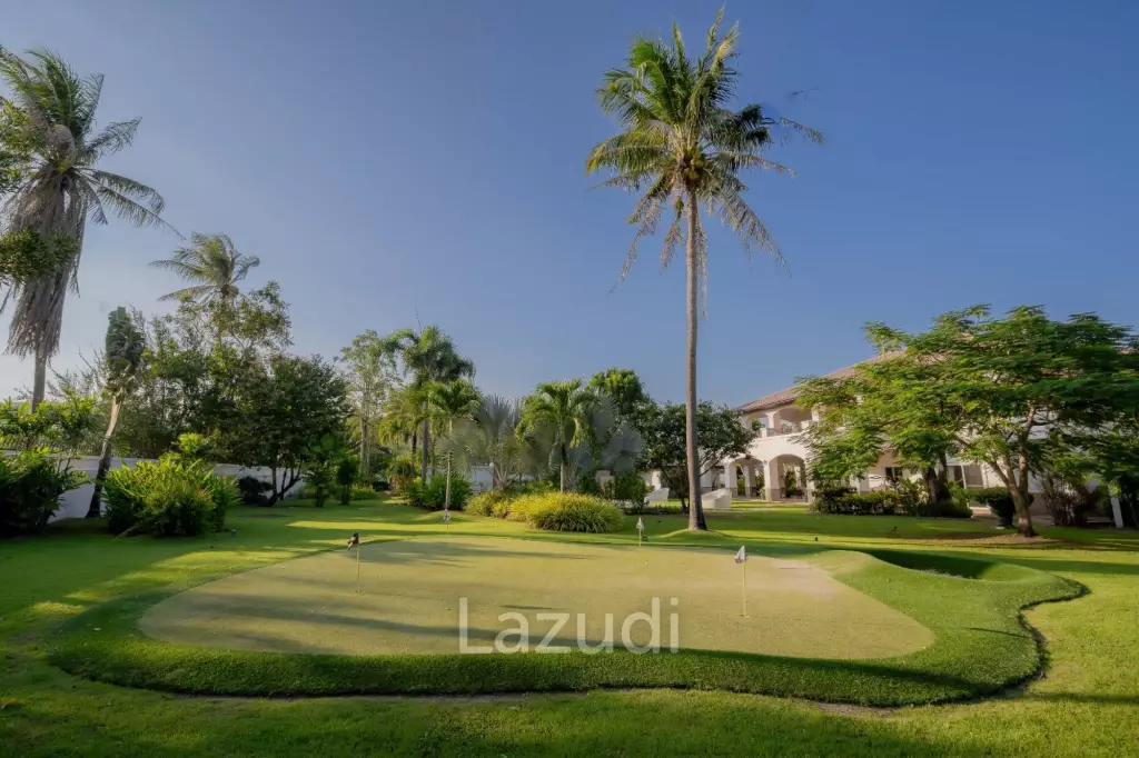 ORCHID PALM HOMES 1 : Large high quality 4 bed pool villa near town centre