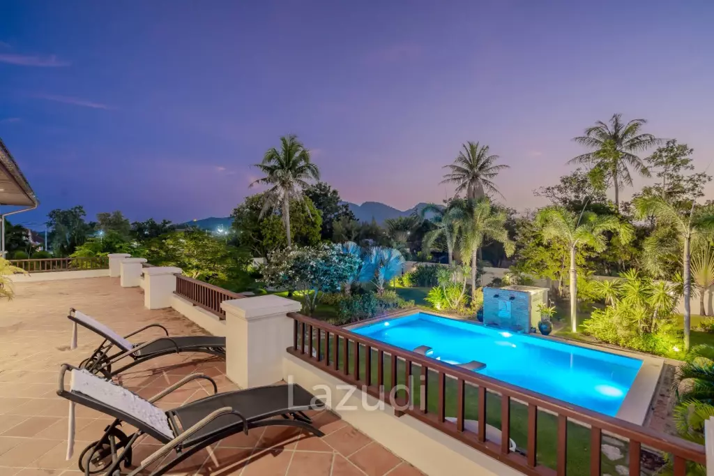 ORCHID PALM HOMES 1 : Large high quality 4 bed pool villa near town centre