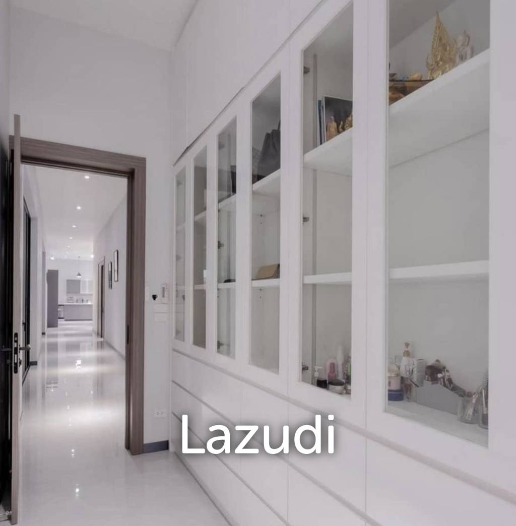 2,400 Sqm 5 Bed 6 Bath Villa For Sale