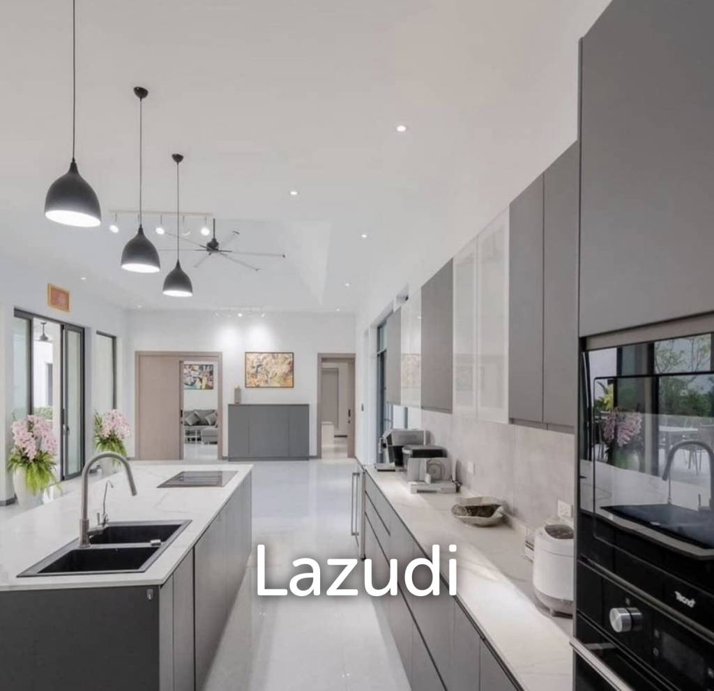 2,400 Sqm 5 Bed 6 Bath Villa For Sale