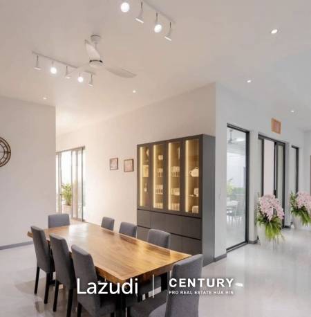 PALM HILLS RESIDENCES : 5 Bed quality Pool Villa over looking feature lake PALM HILLS RESIDENCES : 5 Bed quality Pool Villa over looking feature lake