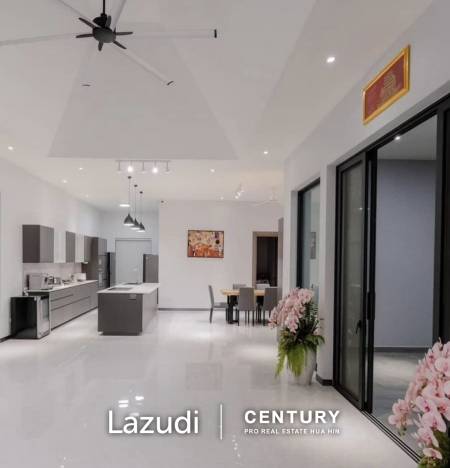 PALM HILLS RESIDENCES : 5 Bed quality Pool Villa over looking feature lake PALM HILLS RESIDENCES : 5 Bed quality Pool Villa over looking feature lake