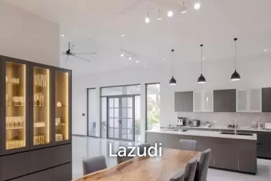 PALM HILLS RESIDENCES : 5 Bed quality Pool Villa over looking feature lake