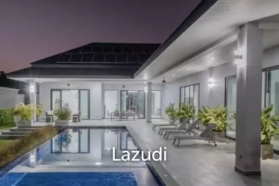 PALM HILLS RESIDENCES : 5 Bed quality Pool Villa over looking feature lake