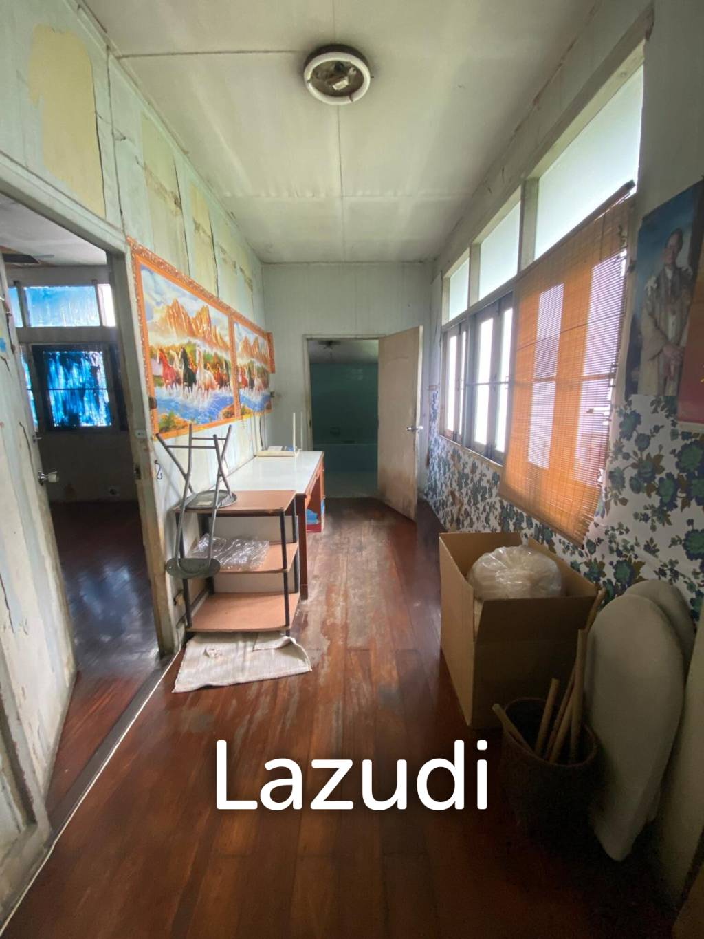 Standalone House Across International School in Soi 36 Thong Lo—Perfect for Clinic, Café, or Showroom