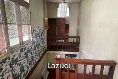 Standalone House Across International School in Soi 36 Thong Lo—Perfect for Clinic, Café, or Showroom