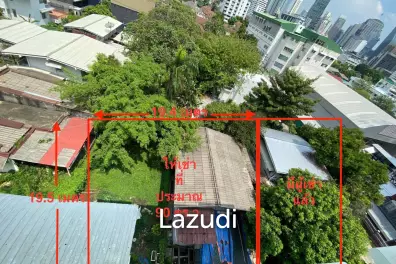 Standalone House Across International School in Soi 36 Thong Lo—Perfect for Clinic, Café, or Showroom