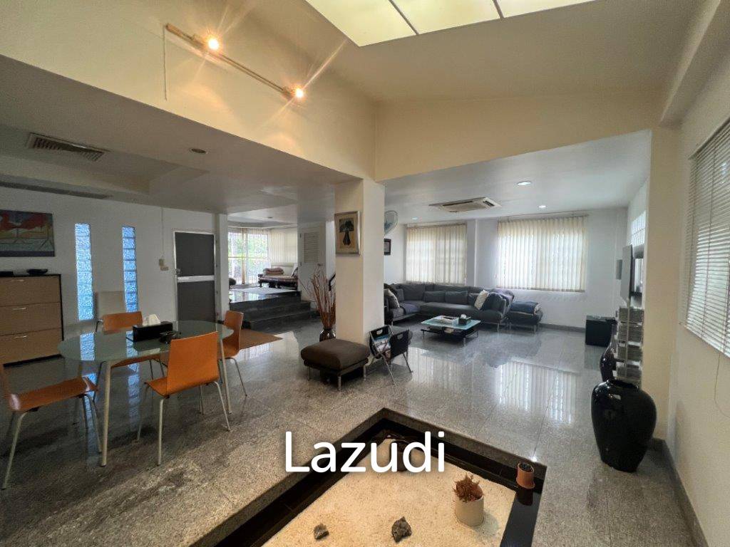 500 Sqm 4 Bed House For Sale