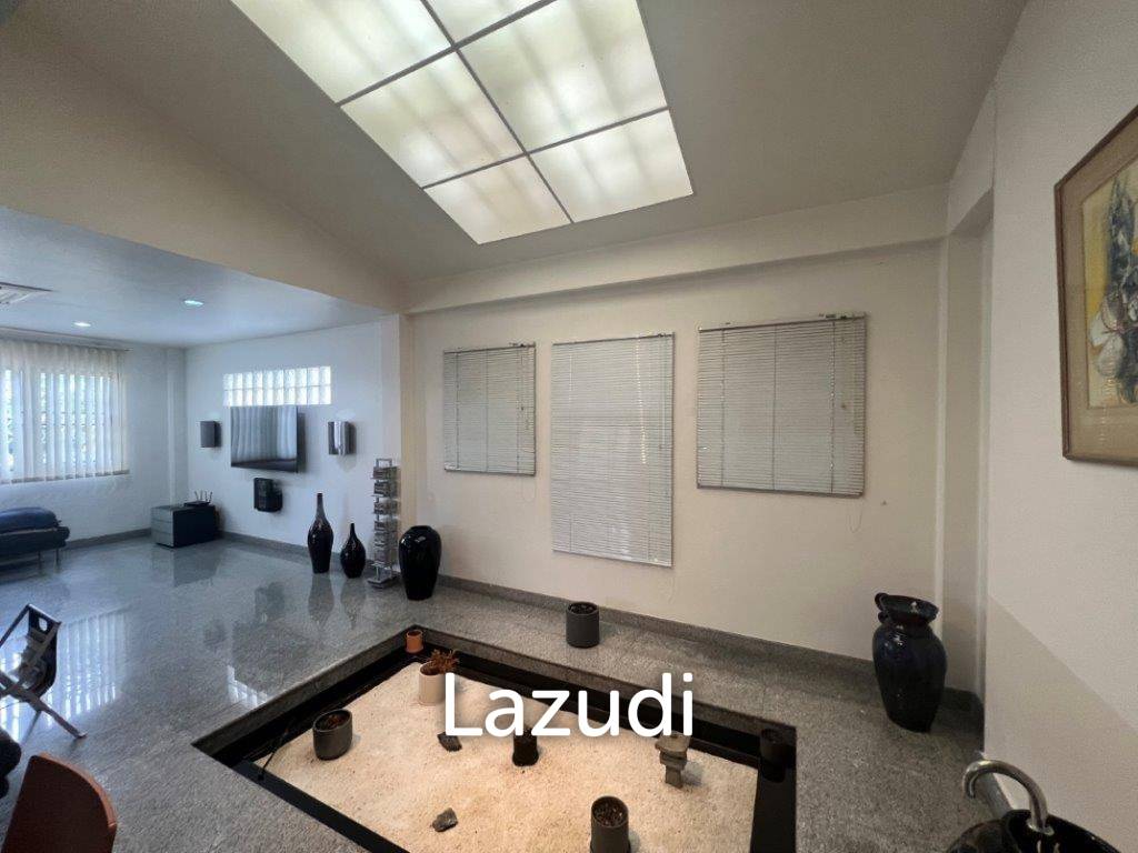 500 Sqm 4 Bed House For Sale