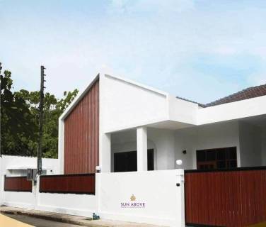 Renovated 3-Bedroom House In Chalong