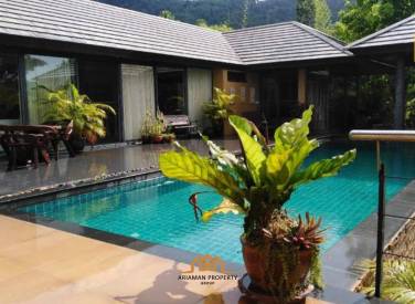 Luxurious 5-Bedroom Villa in Maenam, Ko Samui