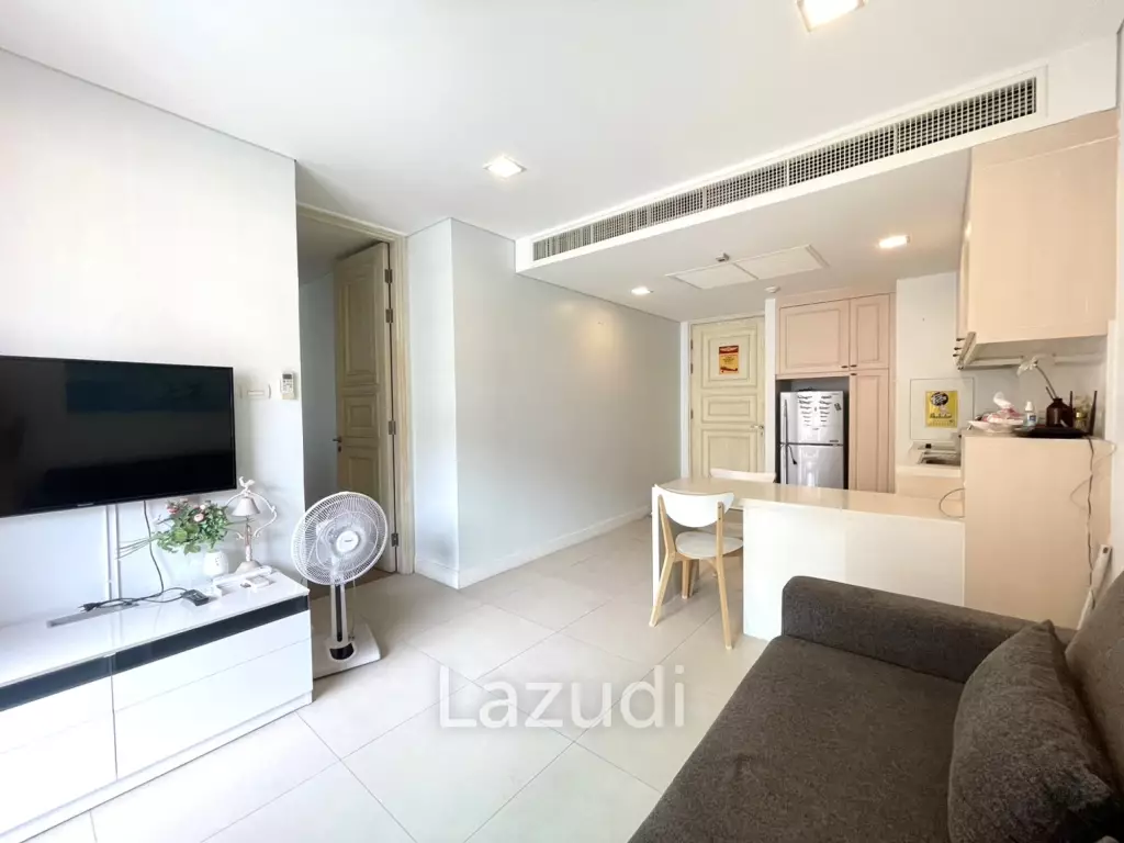 Marrakesh Condo: 1 Bed condo with Pool Views