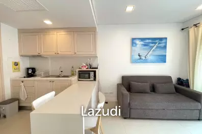 Marrakesh Condo: 1 Bed condo with Pool Views