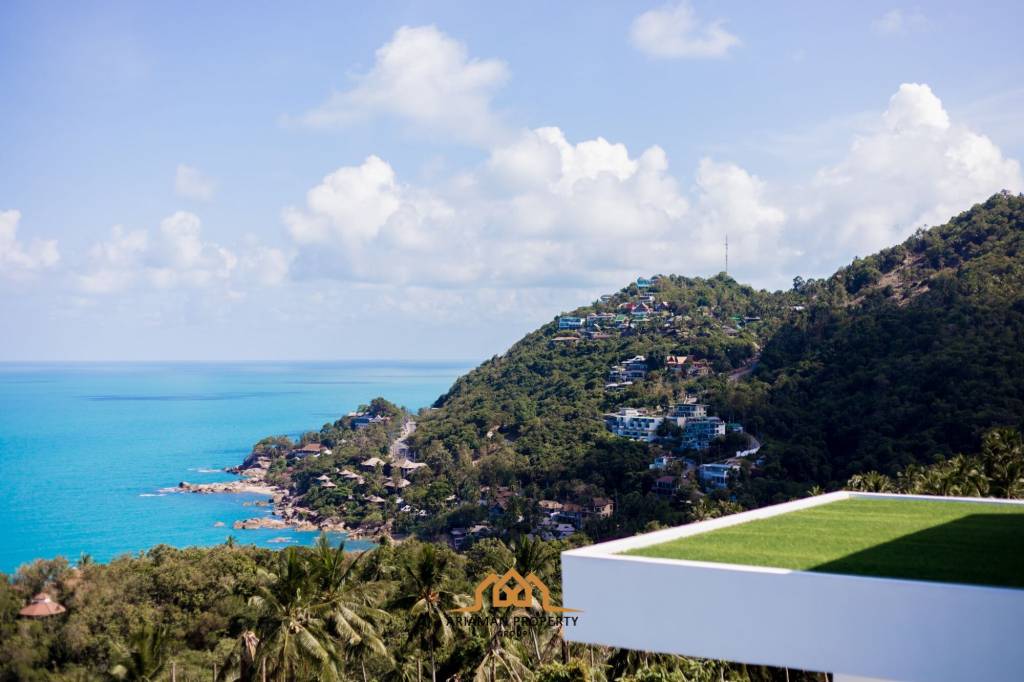 Stunning 5BR Villa with Ocean Views in Ko Samui