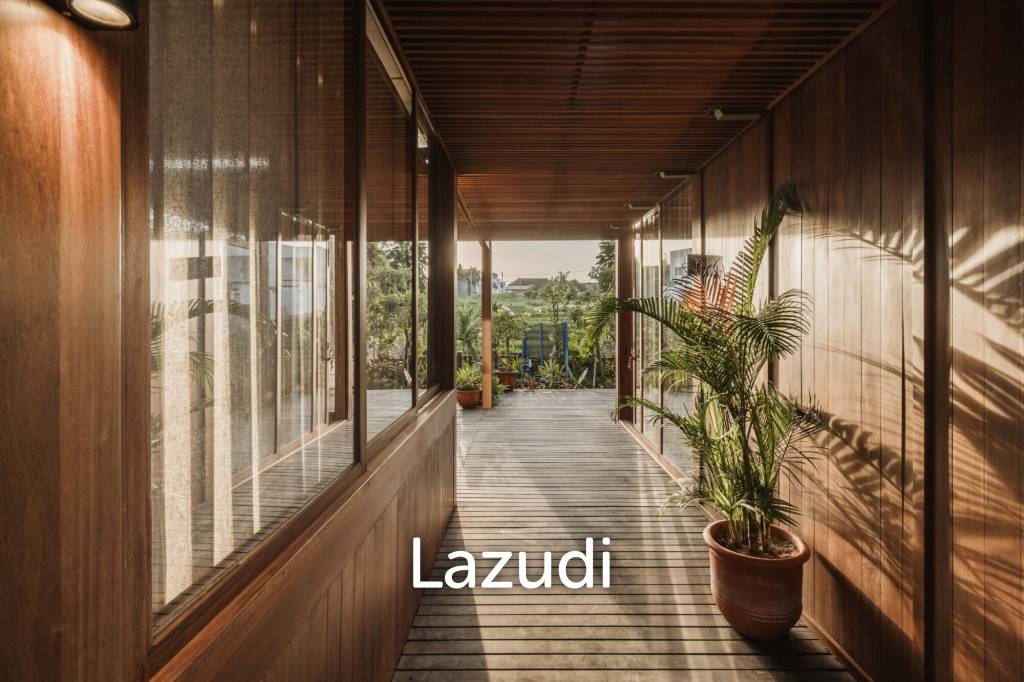 Sustainable 5 Bedroom Prefab Villa in Tranquil Tumbak Bayuh, Luxury and Eco-Friendly Living
