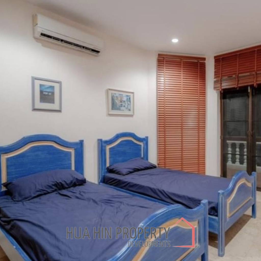 CRYSTAL VIEW  : 2 storey 3 bed pool villa