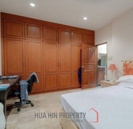 CRYSTAL VIEW  : 2 storey 3 bed pool villa
