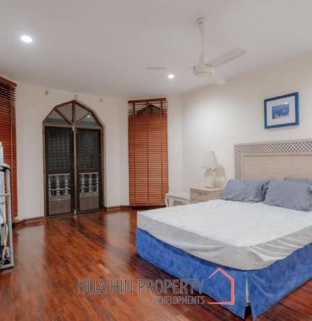 CRYSTAL VIEW  : 2 storey 3 bed pool villa