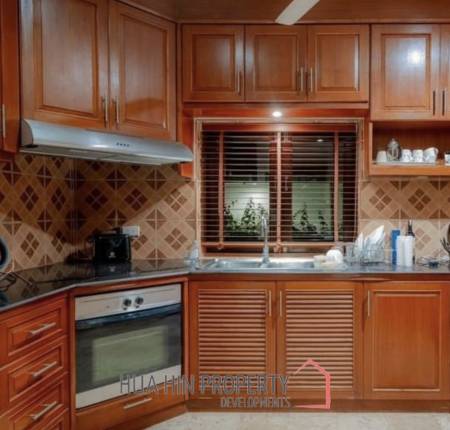 CRYSTAL VIEW  : 2 storey 3 bed pool villa