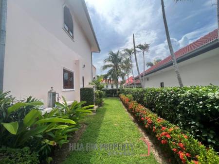 CRYSTAL VIEW  : 2 storey 3 bed pool villa