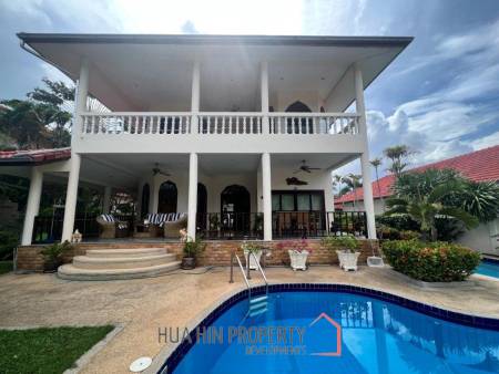 CRYSTAL VIEW  : 2 storey 3 bed pool villa