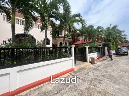 CRYSTAL VIEW  : 2 storey 3 bed pool villa