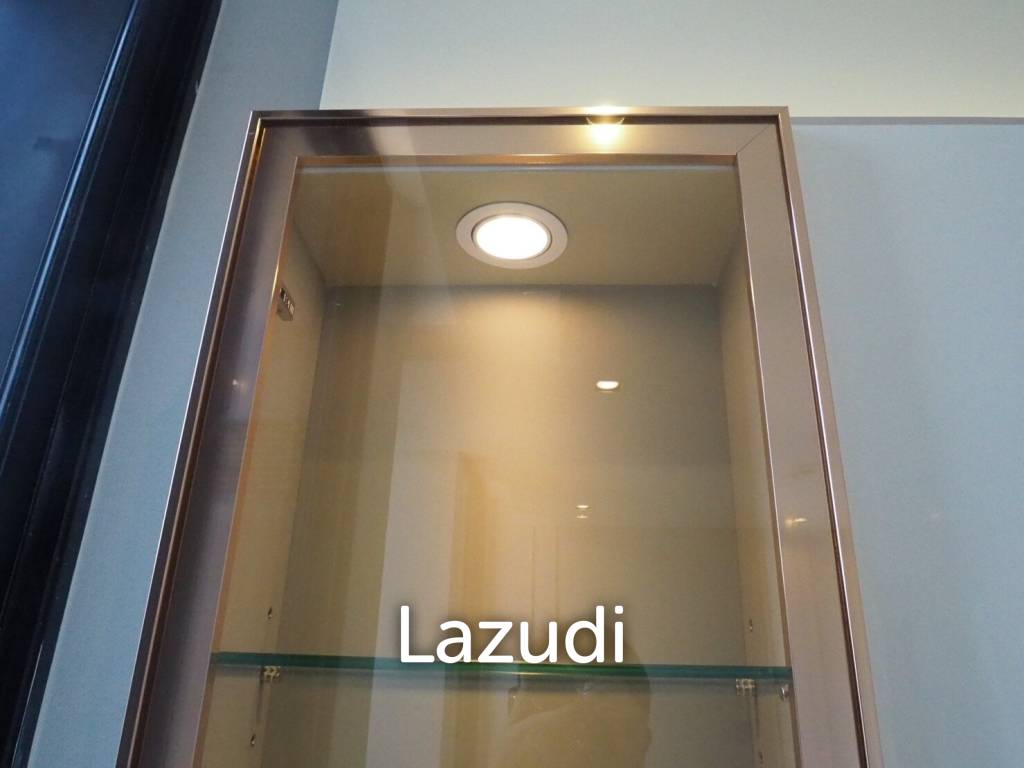 1 Bed 1 Bath 52 SQ.M. Noble Ploenchit