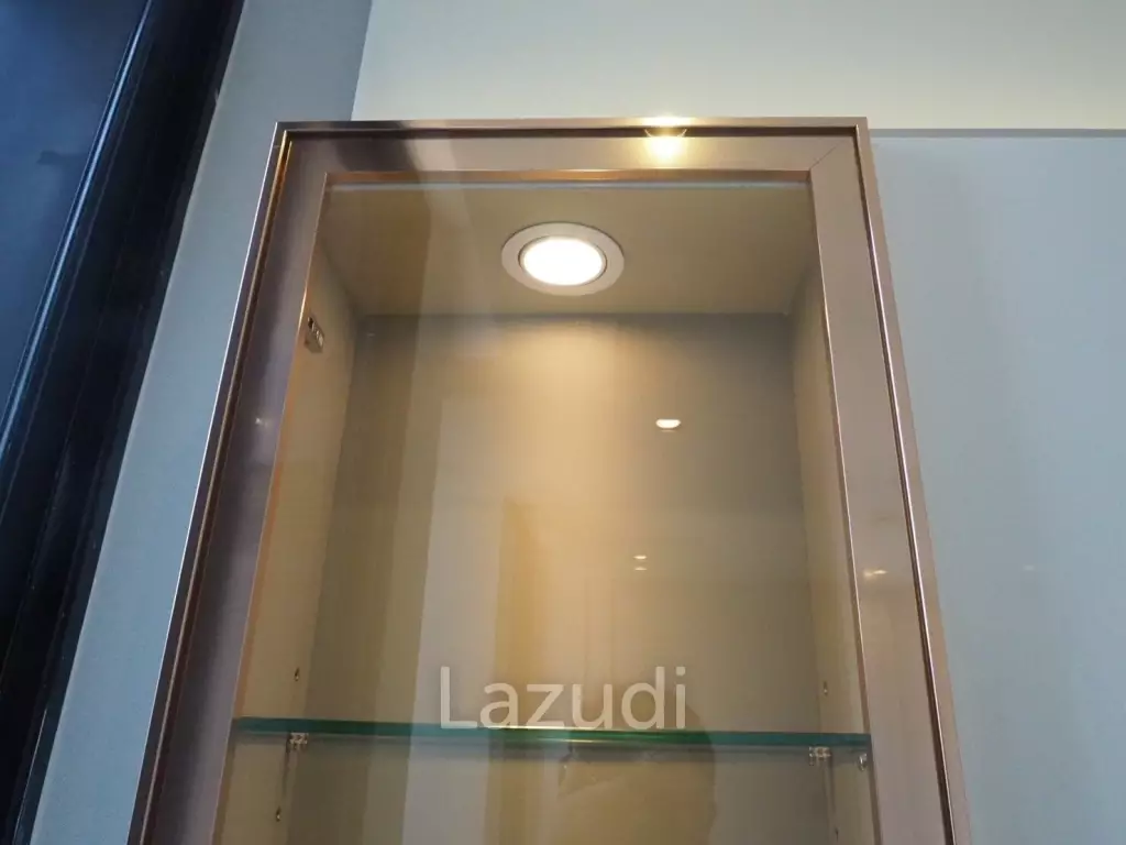 1 Bed 1 Bath 52 SQ.M. Noble Ploenchit