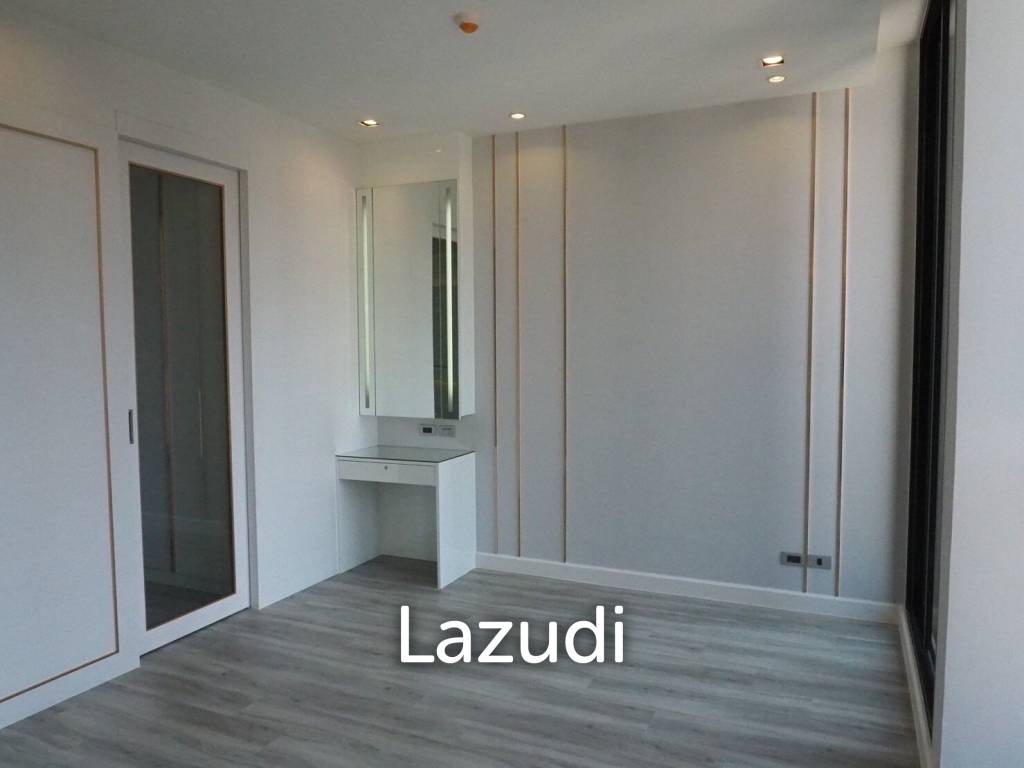 1 Bed 1 Bath 52 SQ.M. Noble Ploenchit
