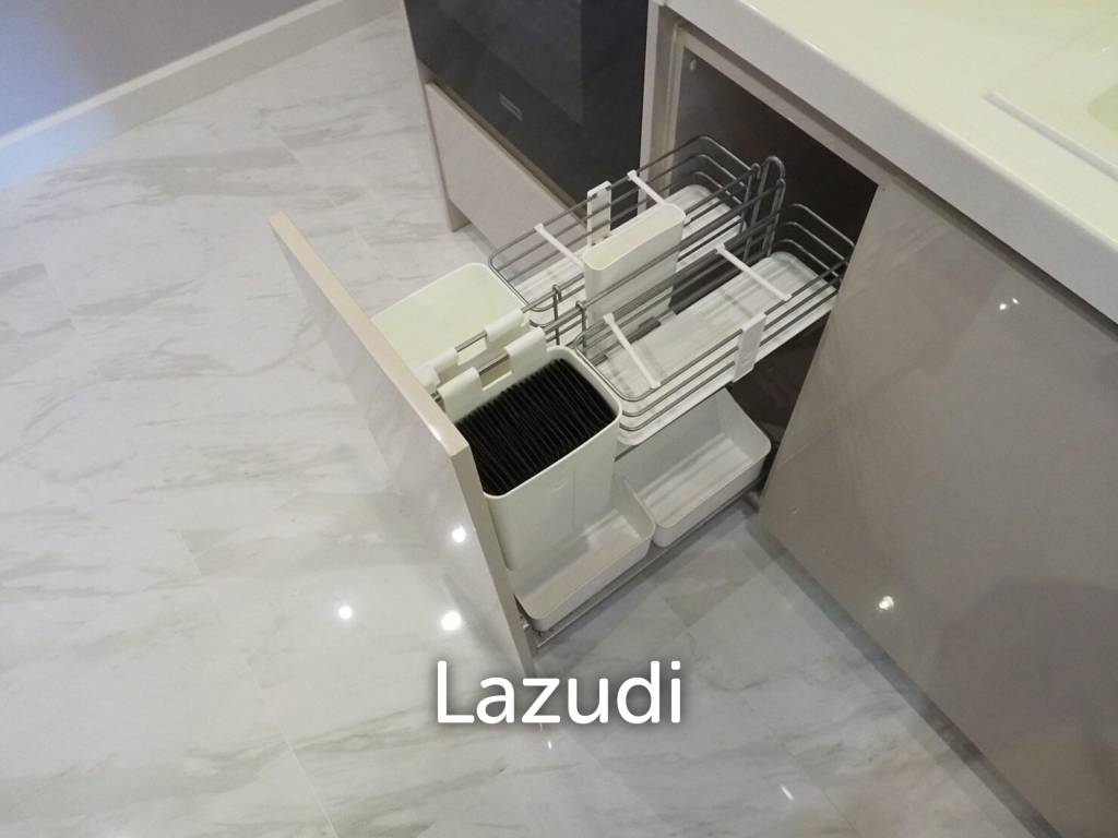 1 Bed 1 Bath 52 SQ.M. Noble Ploenchit