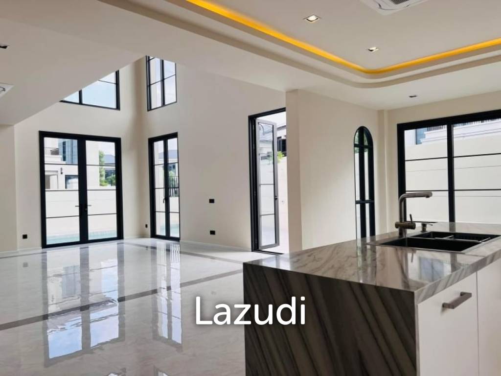 4 Beds 5 Baths 300 SQ.M. Arcade By Patta
