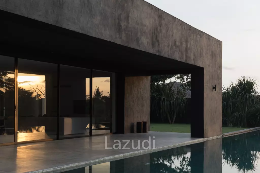 STYLISH VILLA WITH JUNGLE, RIVER, AND RICE FIELD VIEWS IN KEDIRI