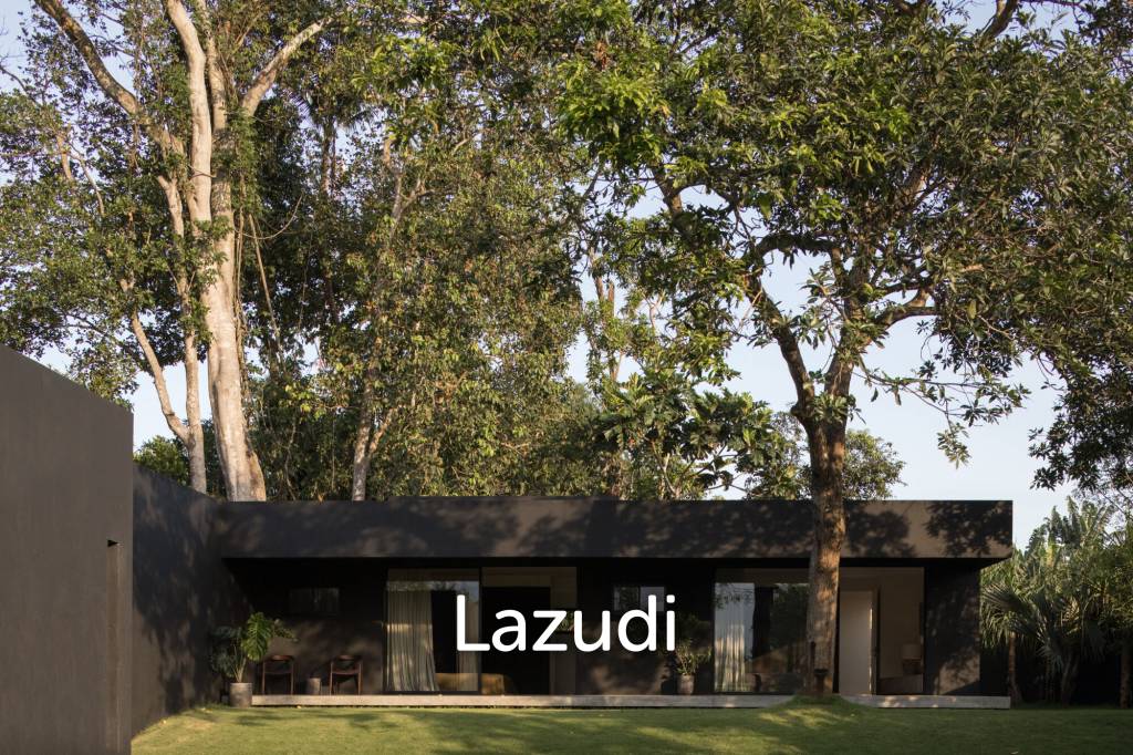 STYLISH VILLA WITH JUNGLE, RIVER, AND RICE FIELD VIEWS IN KEDIRI