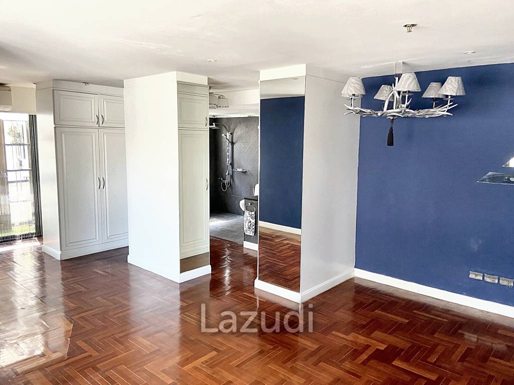 4 Bed 4 Bath 277 SQ.M Baan Sathorn Condominium