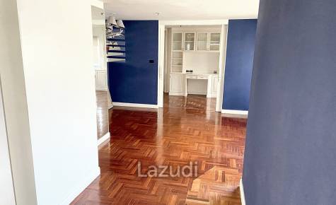 4 Bed 4 Bath 277 SQ.M Baan Sathorn Condominium