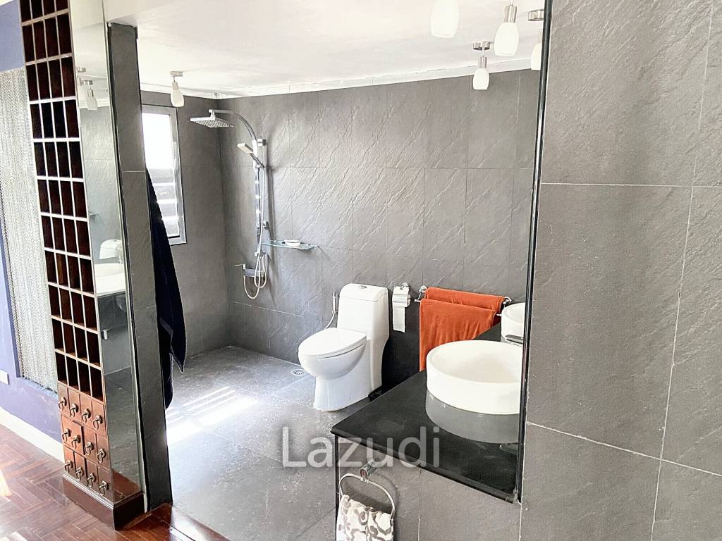 4 Bed 4 Bath 277 SQ.M Baan Sathorn Condominium