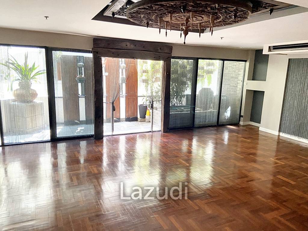 4 Bed 4 Bath 277 SQ.M Baan Sathorn Condominium