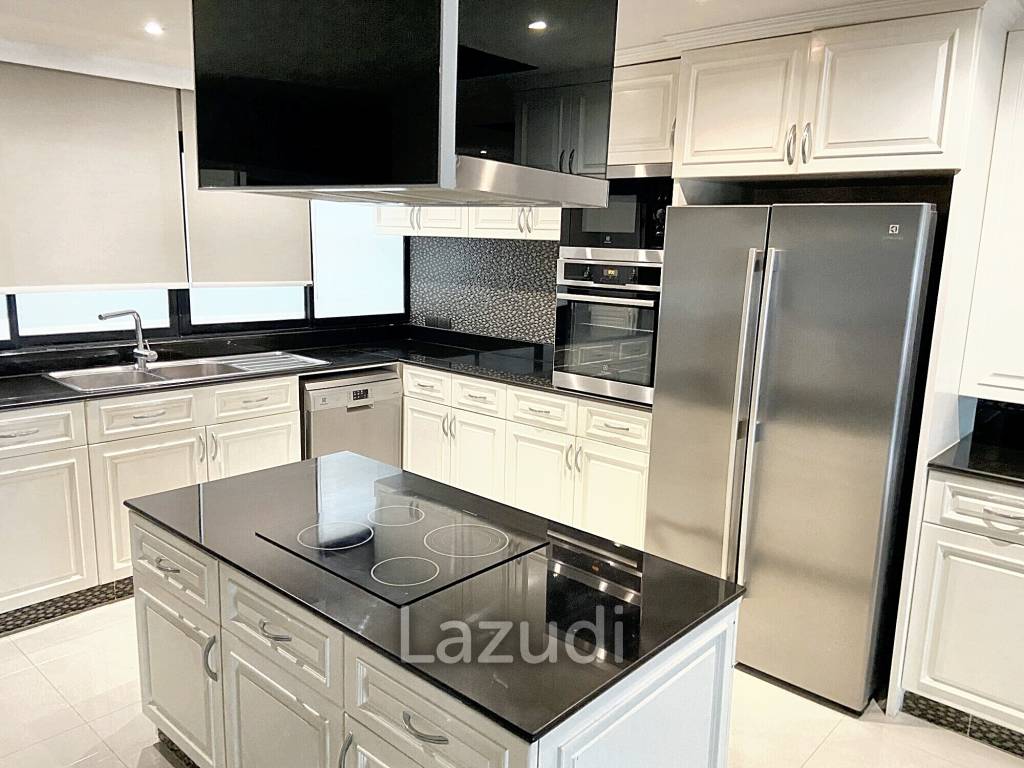 4 Bed 4 Bath 277 SQ.M Baan Sathorn Condominium