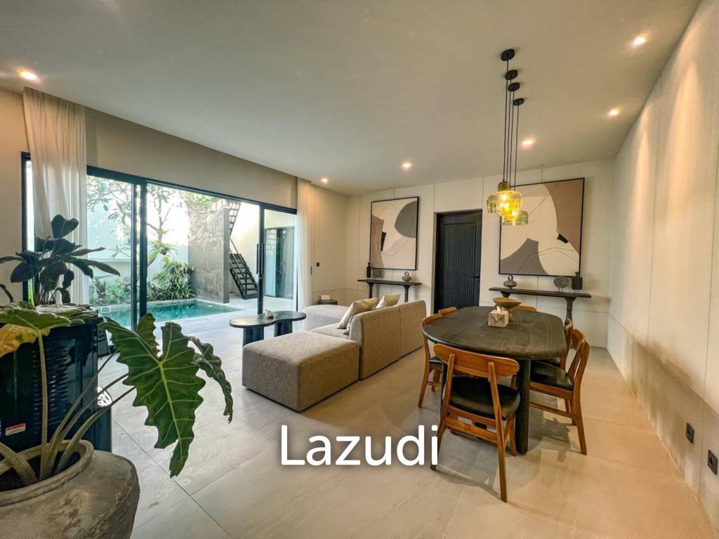 MODERN 3-BEDROOM VILLA WITH ROOFTOP IN SEMINYAK