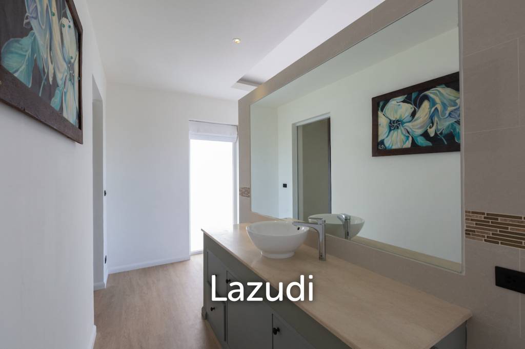 Modern 4+1 Bed Sea View Villa Located in Bophut