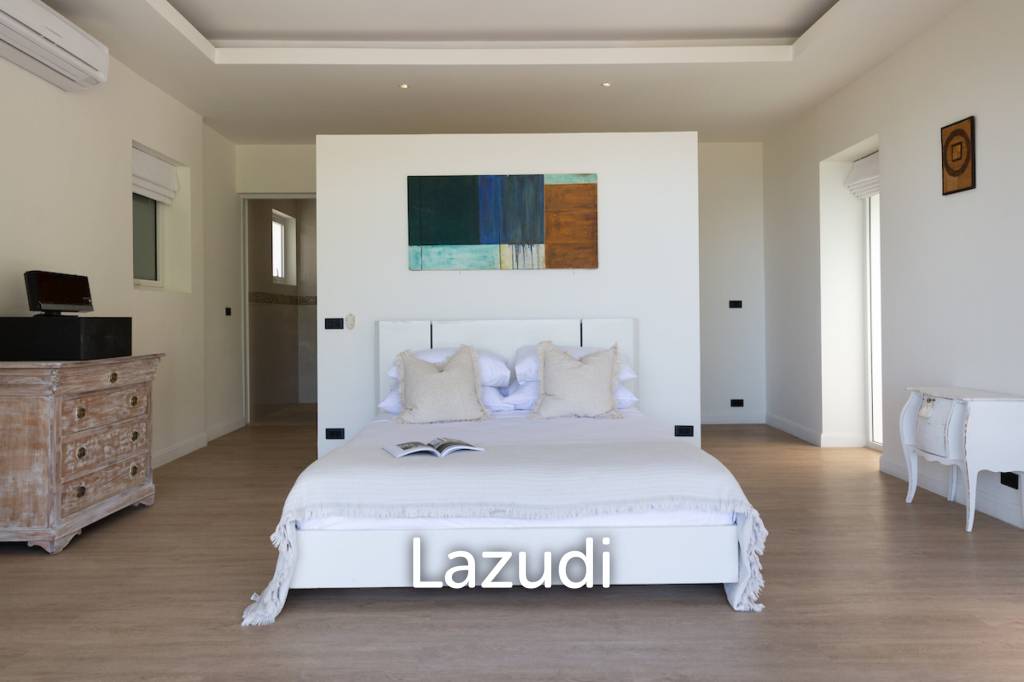 Modern 4+1 Bed Sea View Villa Located in Bophut