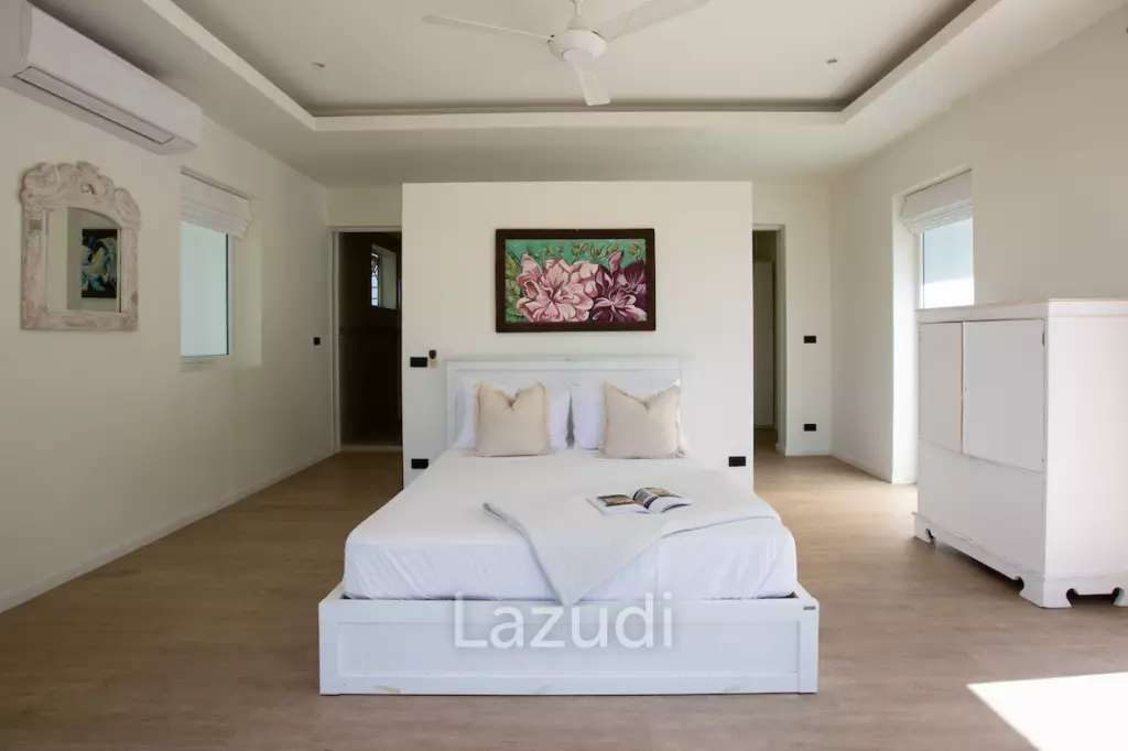 Modern 4+1 Bed Sea View Villa Located in Bophut