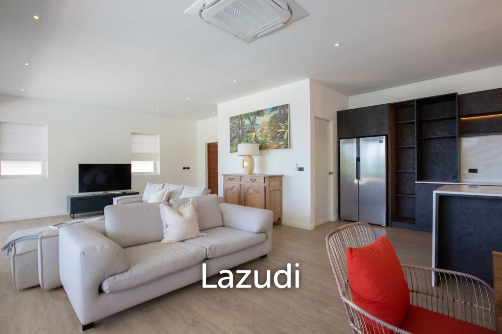 Modern 4+1 Bed Sea View Villa Located in Bophut