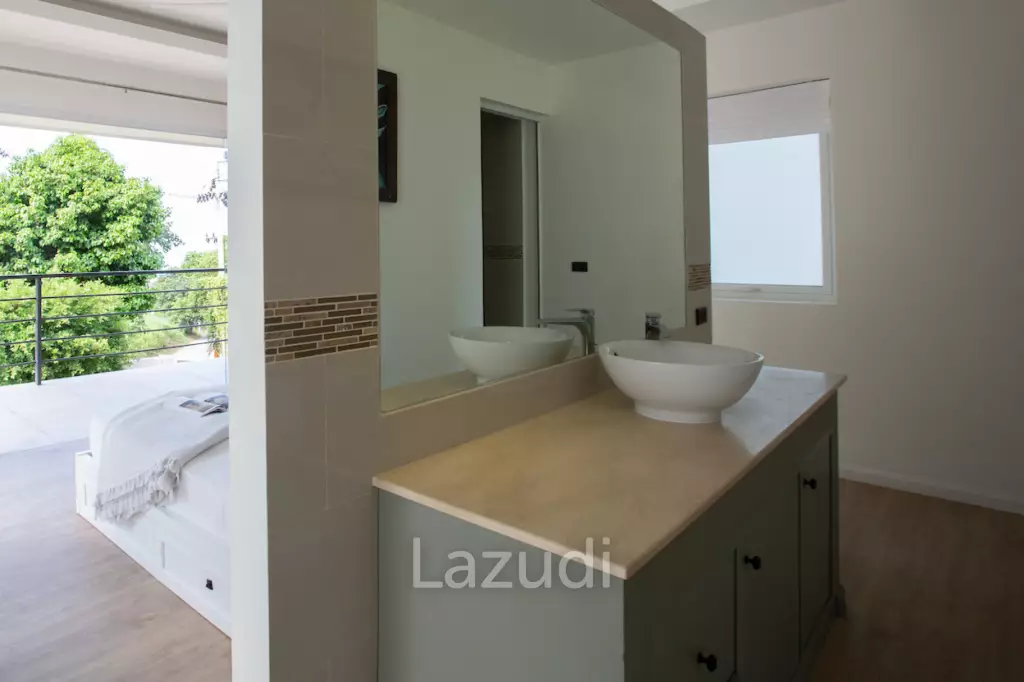 Modern 4+1 Bed Sea View Villa Located in Bophut