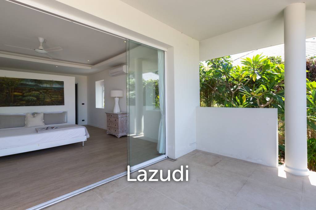 Modern 4+1 Bed Sea View Villa Located in Bophut
