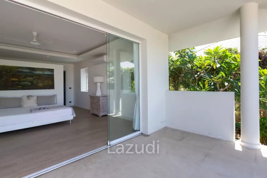 Modern 4+1 Bed Sea View Villa Located in Bophut