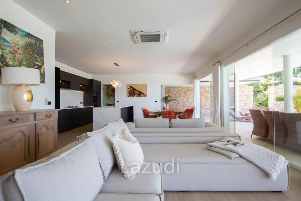 Modern 4+1 Bed Sea View Villa Located in Bophut