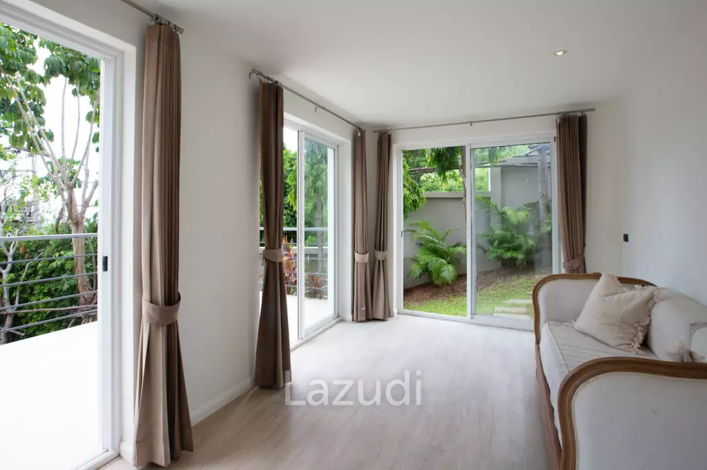 Modern 4+1 Bed Sea View Villa Located in Bophut