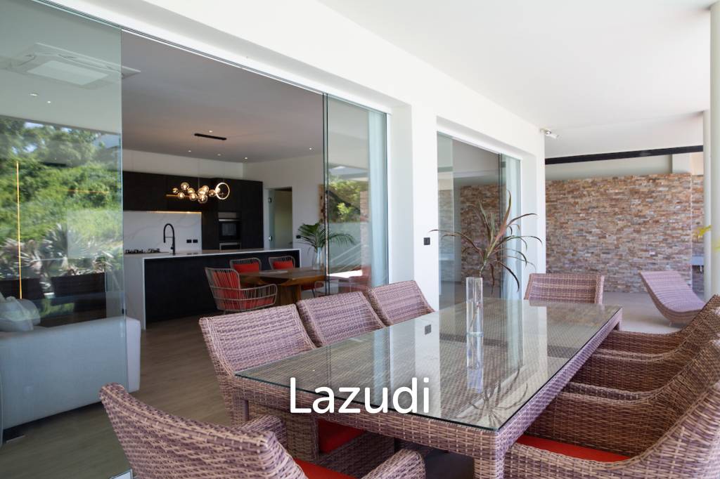 Modern 4+1 Bed Sea View Villa Located in Bophut