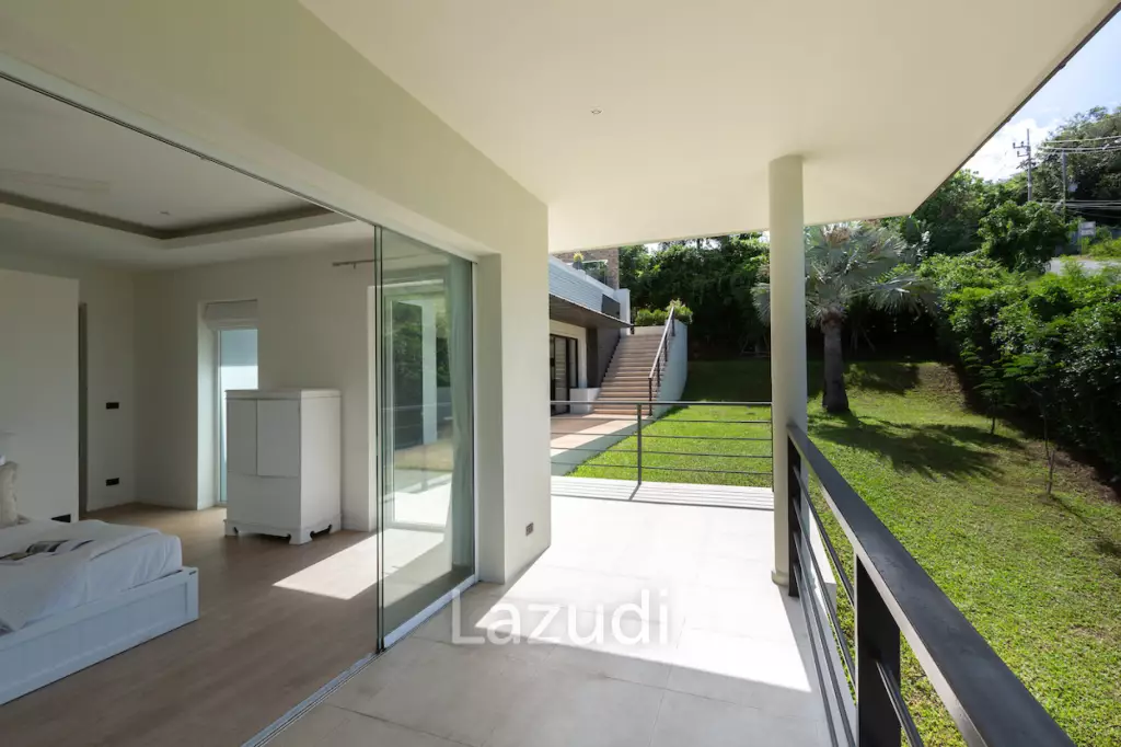 Modern 4+1 Bed Sea View Villa Located in Bophut